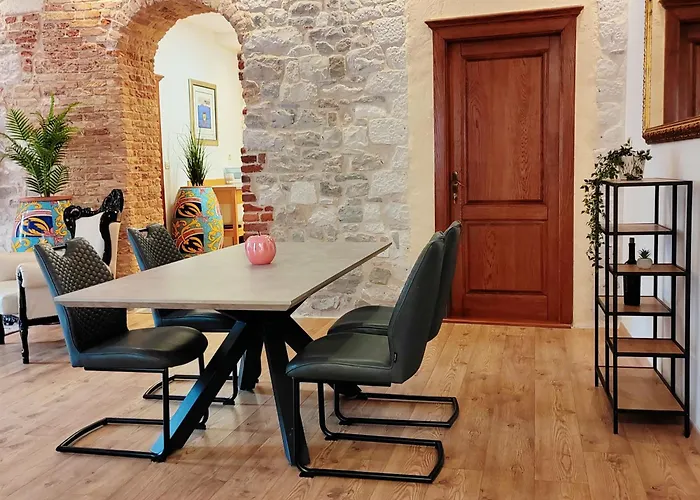 Apartman Luxury Stone Paradise Within The Walls Of The Diocletian Palace - Old Town Split