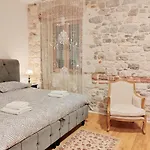 Apartment Luxury Stone Paradise Within The Walls Of The Diocletian Palace - Old Town *